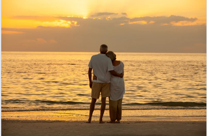 Romantische Strand-Dates: Perfekte Erlebnisse für Heiße Tage 🌊🏖️💑